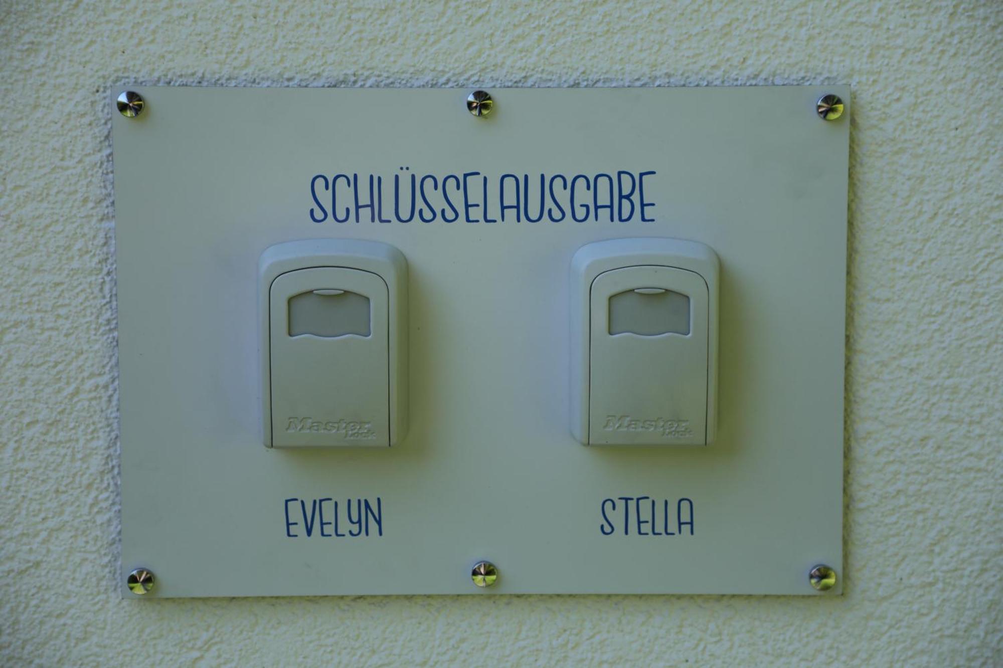 Eine Sehr Gemuetliche Dachgeschoss Ferienwohnung Ihlow  Eksteriør billede