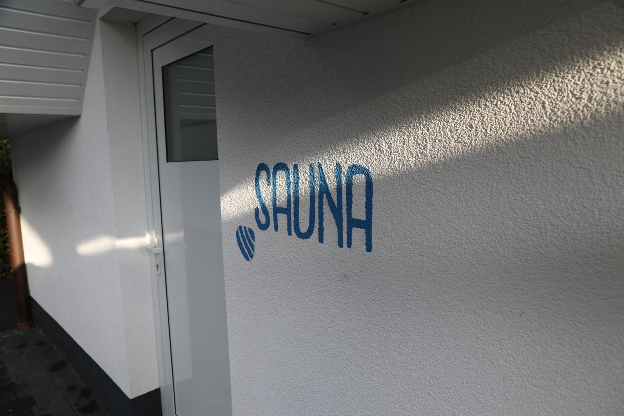 Eine Sehr Gemuetliche Dachgeschoss Ferienwohnung Ihlow  Eksteriør billede